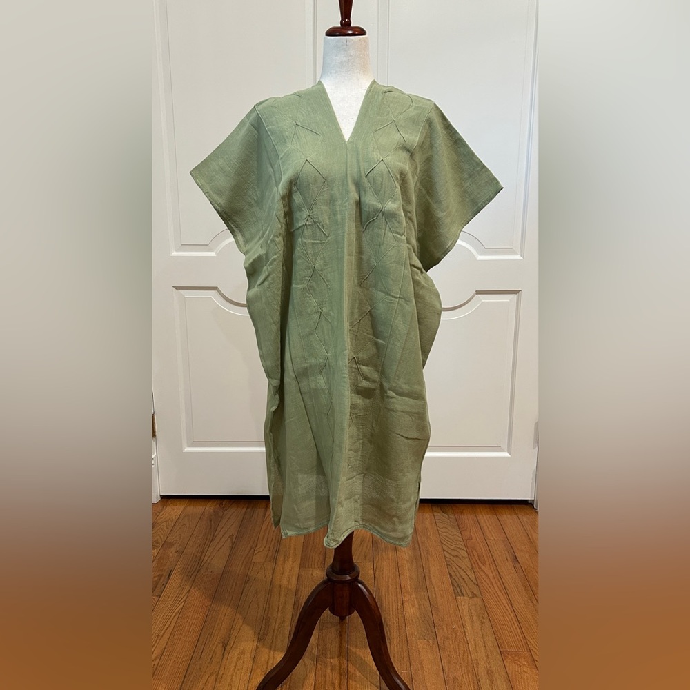 Oaxaca Huipil From San Melchor Betaza, Boho, Vintage style, Beach Dress.